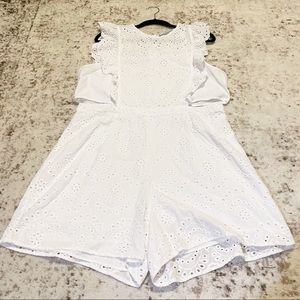New York & Company White Eyelet Lace Cut Out Romper Sz XL